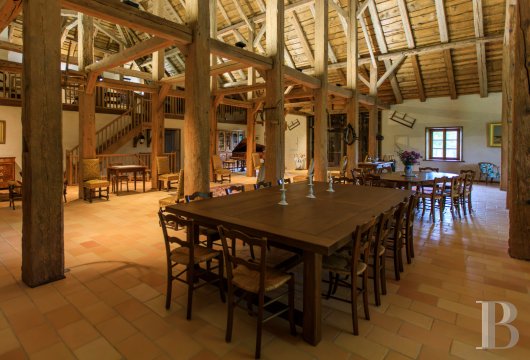 A former livestock farm which has been transformed into a vast, comfortable home near to Nantua in the Haut-Bugey region - photo  n°18